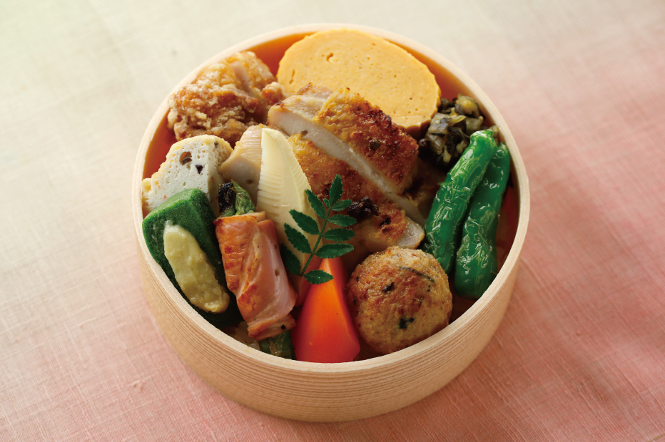 ちりめん竹の子ご飯のわっぱ飯弁当