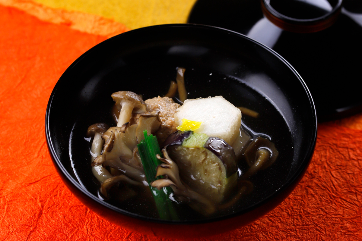 きのこと鴨団子のお椀